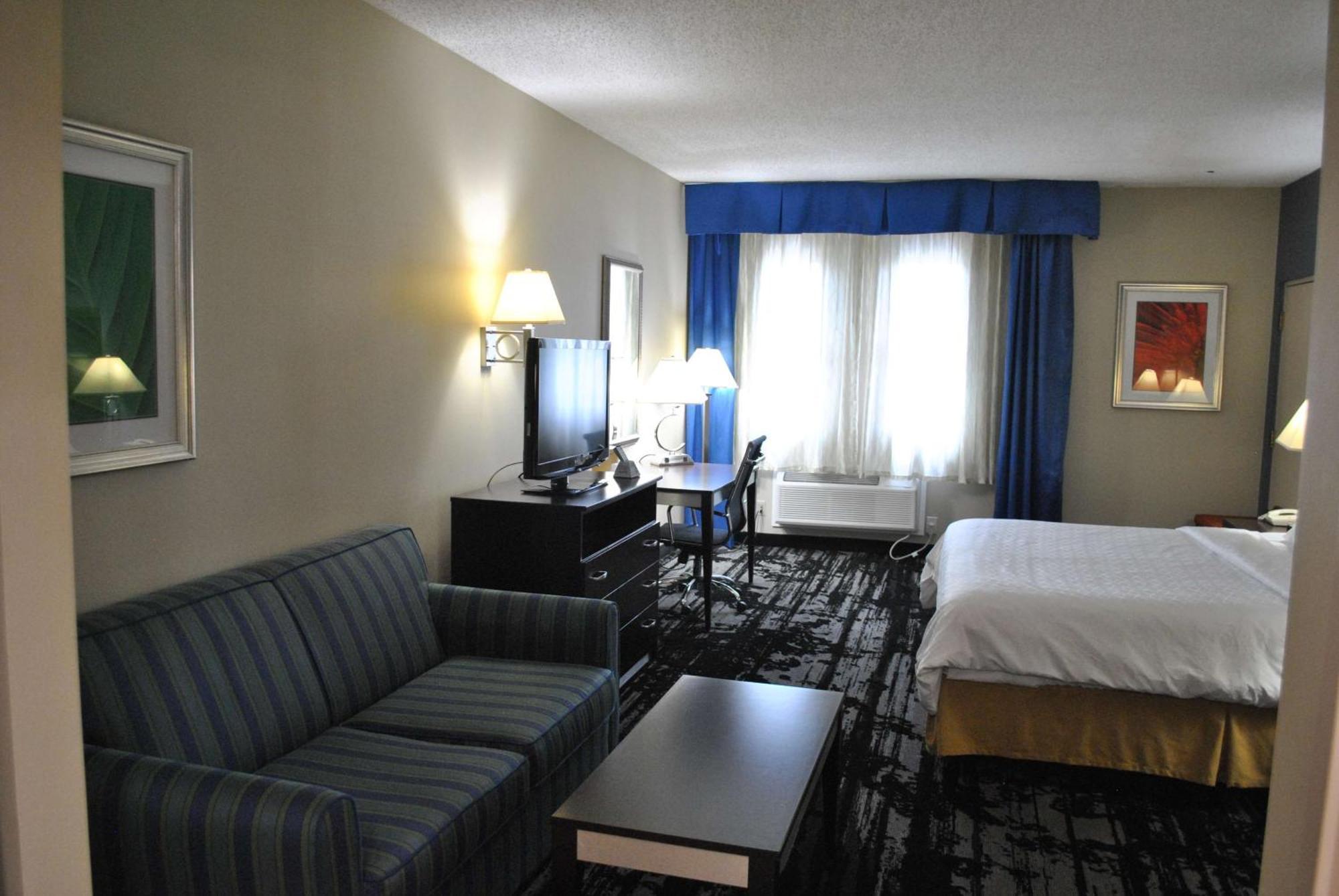Best Western Owego Inn Екстериор снимка